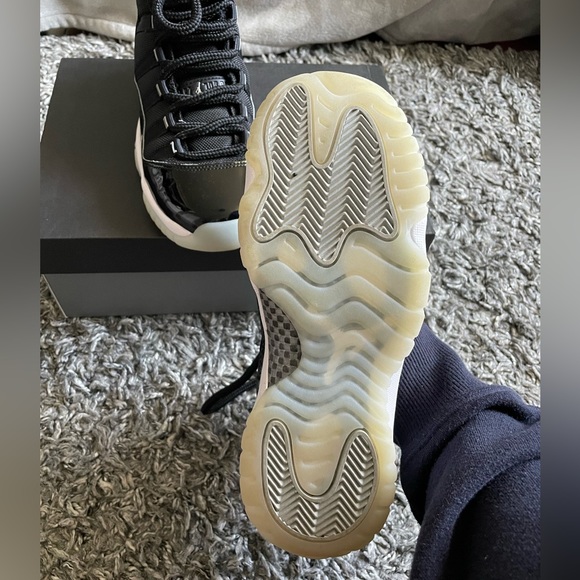 Jordan 11 Jubilees - Picture 4 of 6